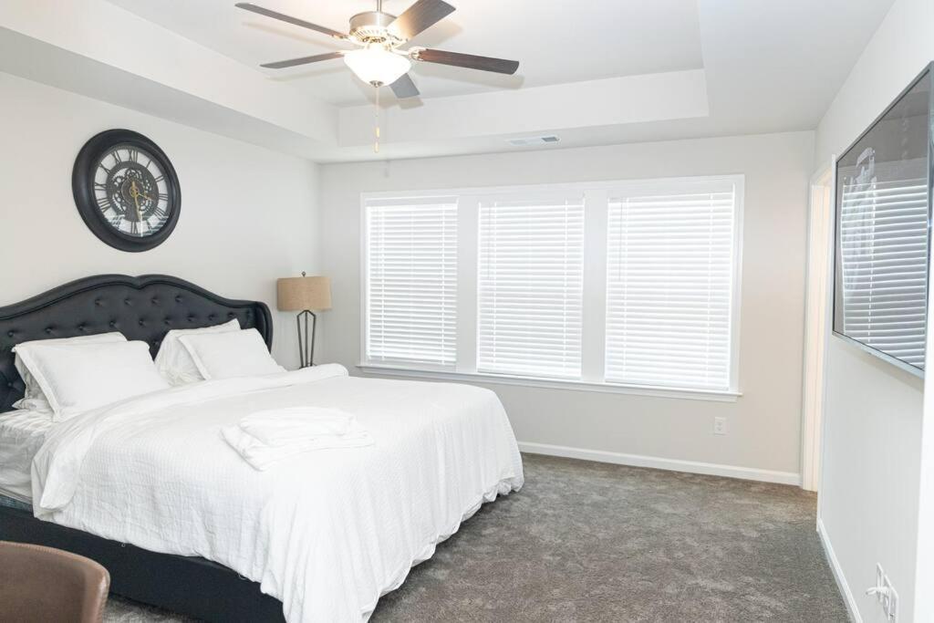 New Spacious 3 Bedroom Suite Garage Parking Free Wi-Fi Office Space And Patio View Duluth Exterior foto